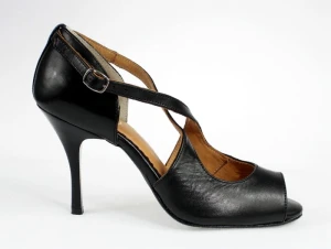 rosie kůže černá