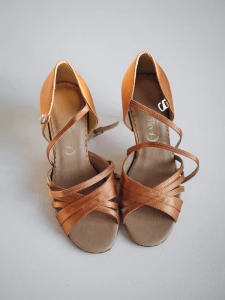 Dámské taneční boty pas4 anglický satén  tělová tmavá