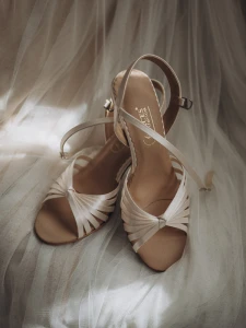 Sofia satén ang. smetanová